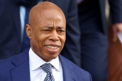 Judge delays NY mayor trial, declines to immediately dismiss charges