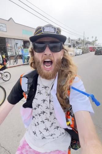 US comedian becomes first person to cycle from coast to coast – on a BMX