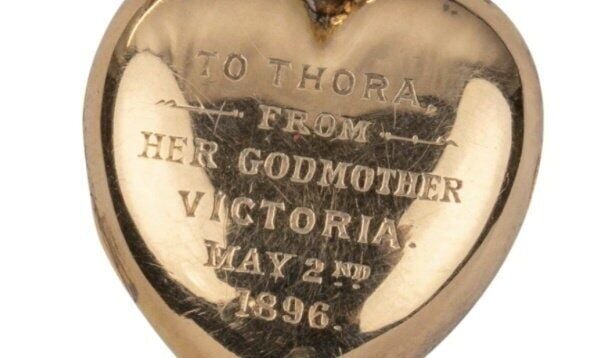 Locket Queen Victoria gifted to granddaughter sells for thousands
