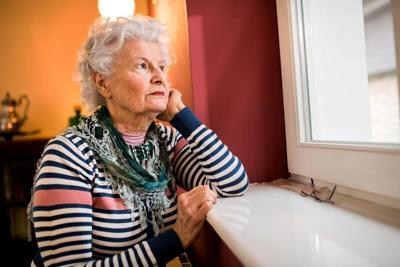 1 in 3 Older Americans Say They Feel Lonely, Poll Finds