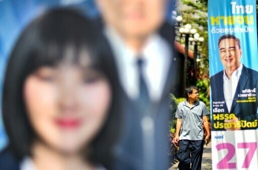 No party is forecast to win an outright majority, and coalition negotiations are expected to follow the results