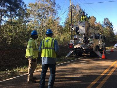 Alabama Power reports 5,700 outages remaining in Dallas County