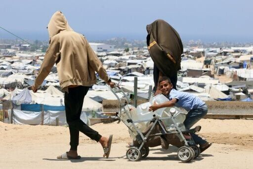 Dire water shortages compound hunger and displacement in Gaza