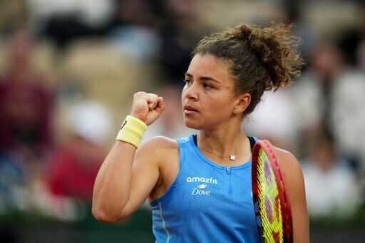 Nadal bids teary Roland Garros farewell as Sabalenka races to win