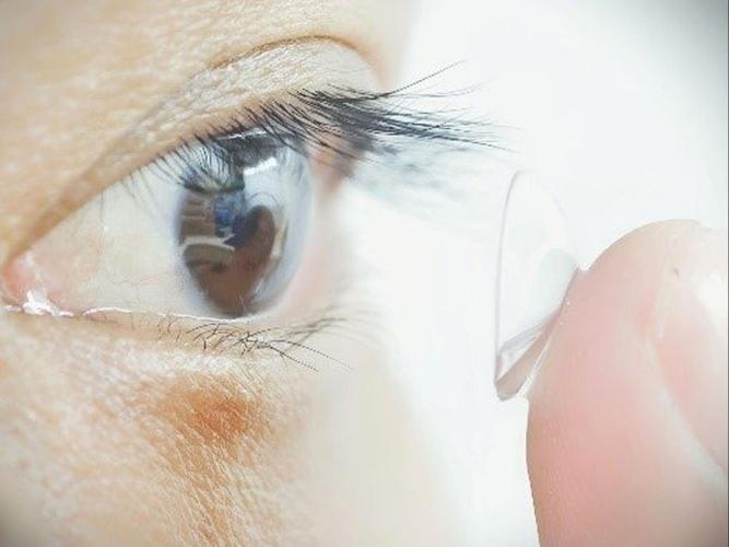 Contact lenses invented by Chinese scientists allow people to see in dark