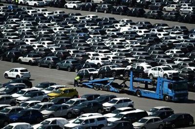 Germany unveils tax breaks to boost stagnant economy