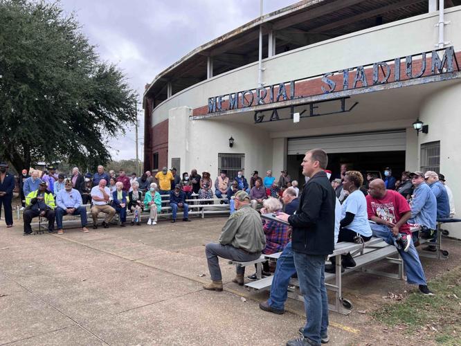 Veterans recognized in service at Memorial Stadium on Friday, photo gallery