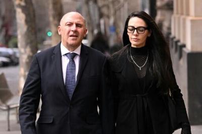 Tony Mokbel (L) was one of the key figures in Melbourne's years-long gangland war