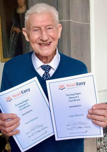 86-year-old reads anniversary cards for first time ever – after learning to read
