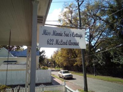 Holiday House 2020 at Minnie Sue's Cottage