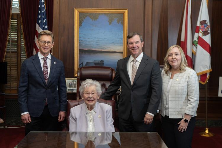 Gov with ASHS