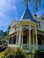 Nationally renowned gardener buys historic Scott-Hanna-Moore home in Marion