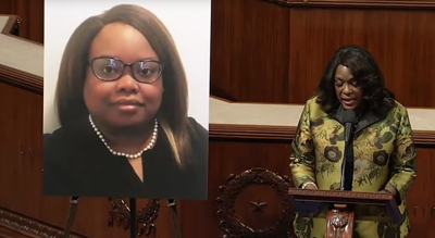 Sewell congratulates Pitts