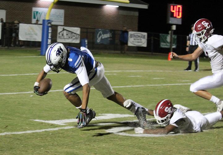 Demopolis 6 gets to 10 yard line.jpg