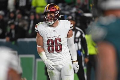 Commanders TE Zach Ertz clears concussion protocol, will play vs. Eagles