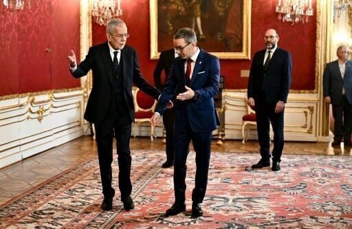 Austria's president tasks far right to form govt in historic first