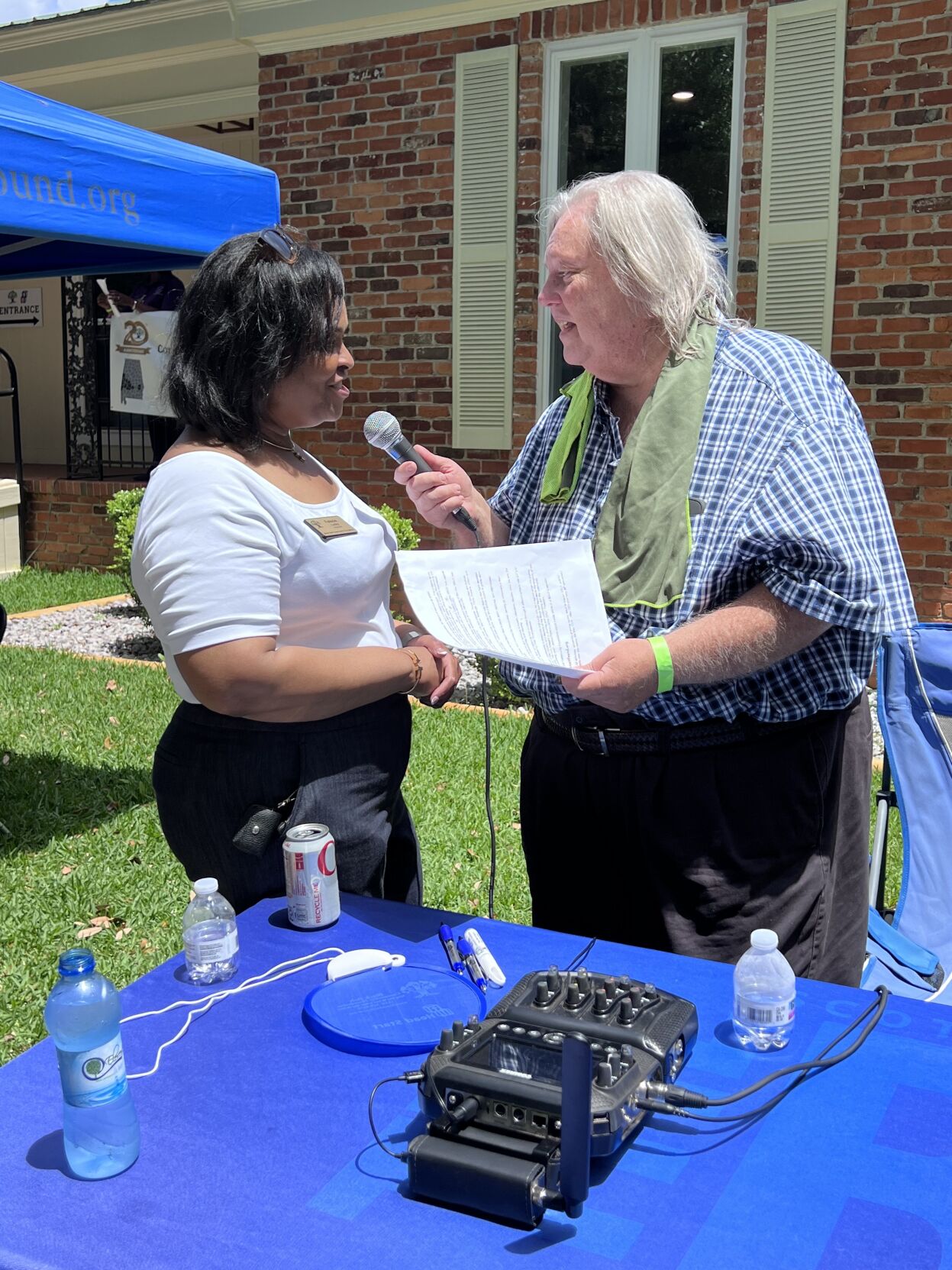 Felecia with radio.jpg