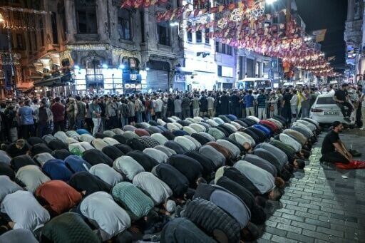 Clashes in Istanbul over alleged 'Prophet Mohammed' cartoon
