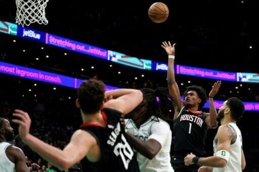 High-flying Rockets edge NBA champion Celtics, Davis powers Lakers