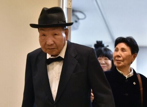 Iwao Hakamada (with his sister Hideko Hakamada) was the fifth death row inmate to be exonerated in Japan's post-war history