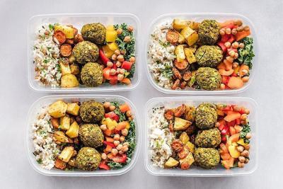 When healthy eating meets a busy schedule: The search for nutrition that fits real life
