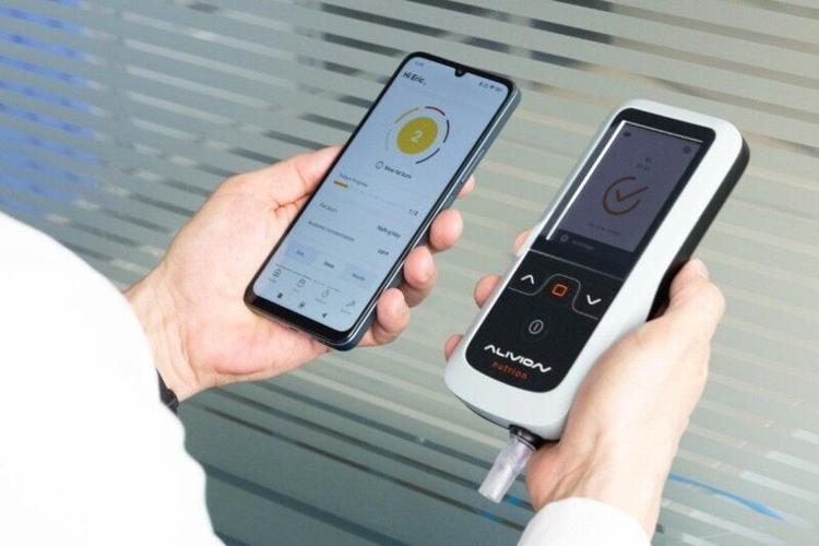 New breathalyser device sniffs out when your body starts burning fat
