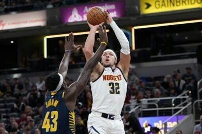 No Jokic, no problem as Gordon, Nuggets stun Warriors