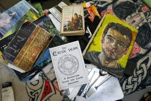 The subsidy allows artists to 'step into a mindset of pure, total creativity,' said Kerr