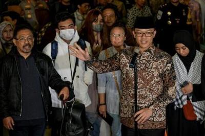 Indonesian Foreign Minister Sugiono welcomed home 22 compatriots repatriated from war-torn Iran
