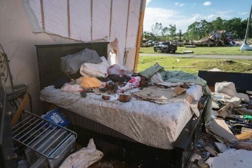 Severe storms, tornadoes kill more than 25 in south-central US