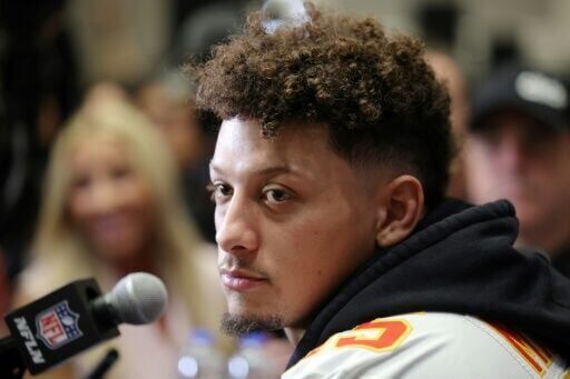 Mahomes avoids 'G.O.A.T' talk as history beckons