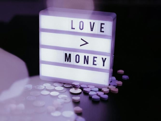 lovevsmoney_featured