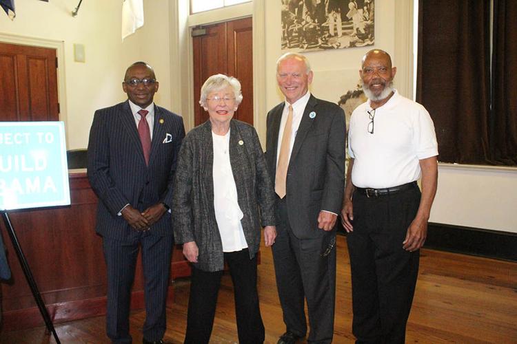 Kay Ivey and group at announcement of US 80 project