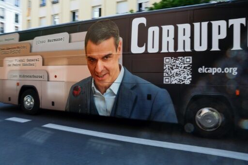 Spanish PM says knew 'nothing' about corruption case