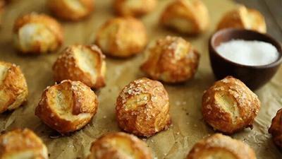 Recipe: Canned Biscuit Pretzel Bites