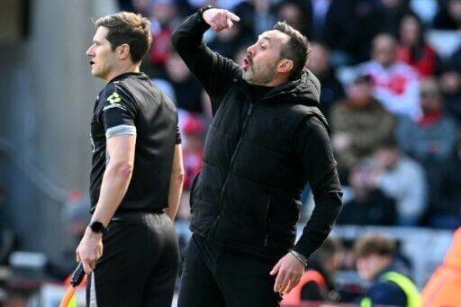 Roberto De Zerbi took charge of Tottenham for the first time at Sunderland