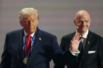 US President Donald Trump received the FIFA peace prize from the organisation's chief Gianni Infantino before the 2026 World Cup draw