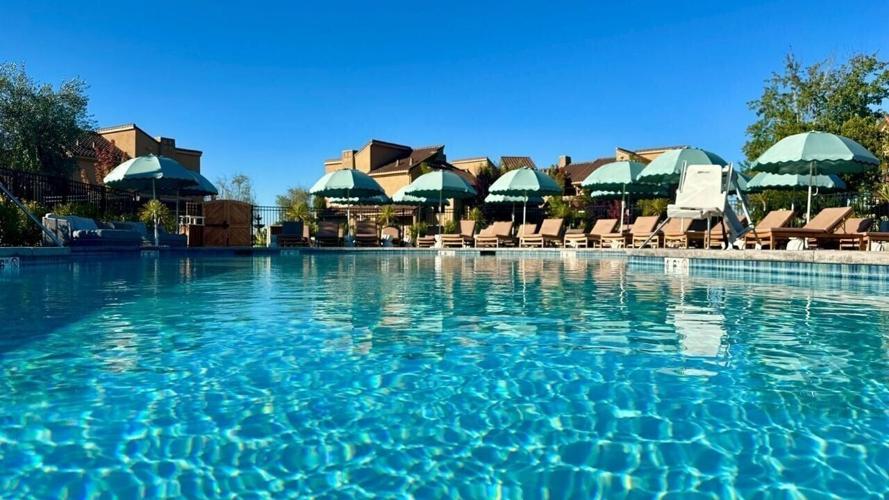 Vinarosa Resort & Spa Outdoor Swimming Pool