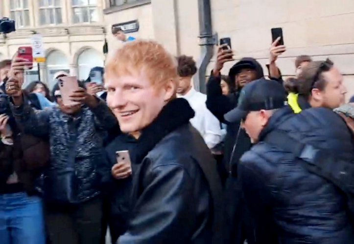 Ed Sheeran surprises fans with three-hour long impromptu concert