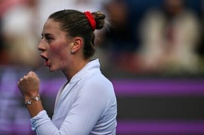 Gauff dumped out of Qatar Open by Kostyuk