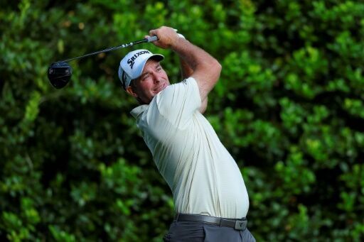 Venezuelan Vegas birdies five of last six to grab PGA lead