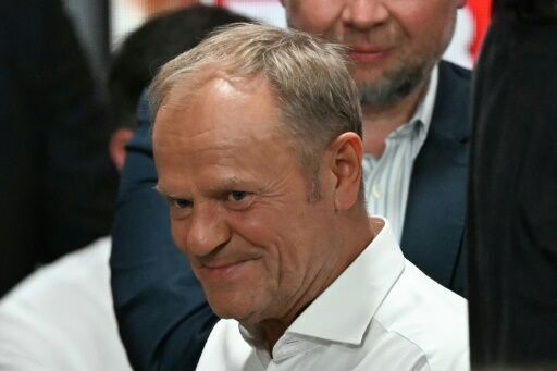 Polish PM calls confidence vote after nationalist wins presidency