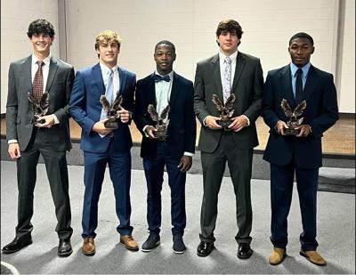 Selma Quarterback Club gives out scholarships