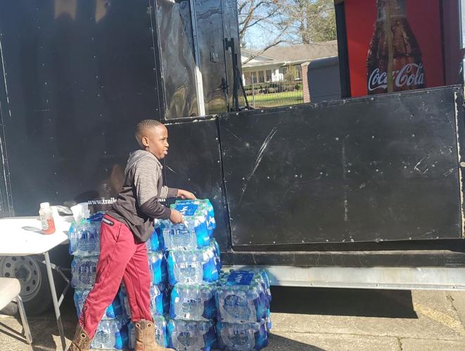 Good Samaritans from Selma and beyond have made a difference in tornado recovery efforts, photo gallery