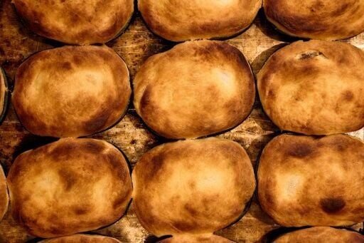 UK pie 'n' mash fans seek protected status for Cockney classic