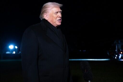 US President Donald Trump's plane was forced to turn around shortly after take off for Davos