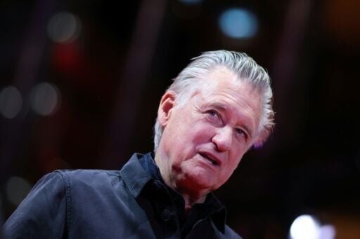 Hollywood veteran Bill Pullman has a supporting role as Evans's father