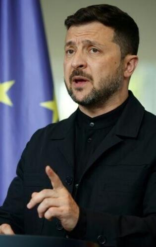 Trump 'open' to meeting Ukraine, Russia leaders to push ceasefire