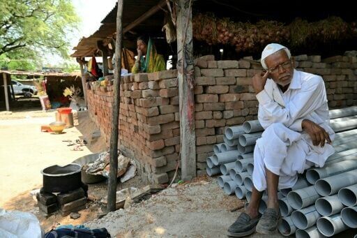 Climate change heightens risk of Indian farmer suicides