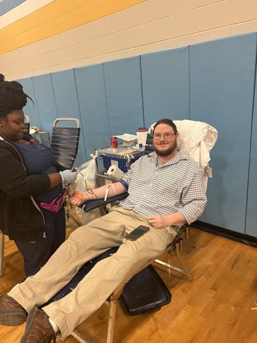 Selma high hosts blood drive, photo gallery